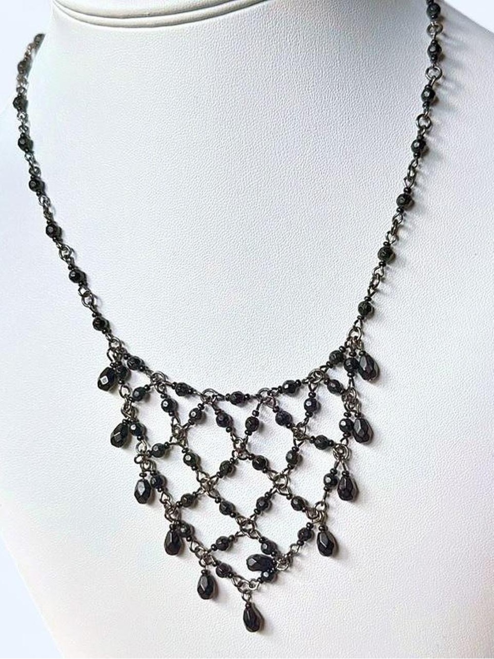 1928 Jewelry Co Black Bead With Chain Water Fall Necklace
